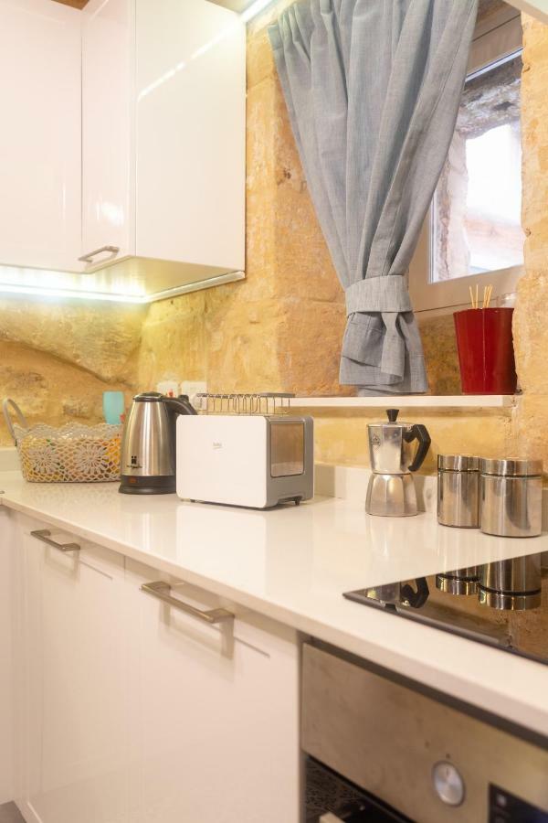 Villa 16 Lettings - Charming Character House Birgu Exterior foto