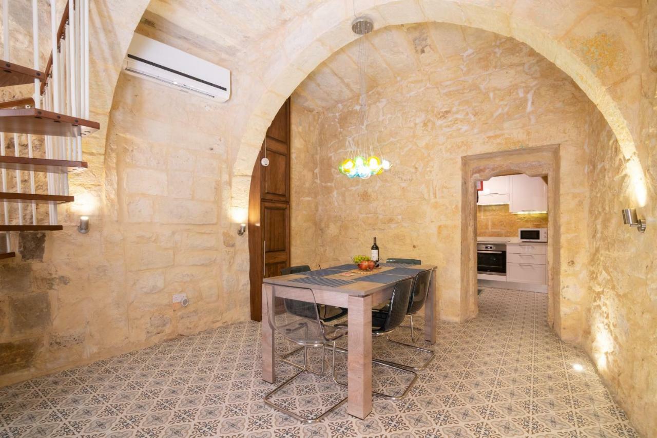 Villa 16 Lettings - Charming Character House Birgu Exterior foto