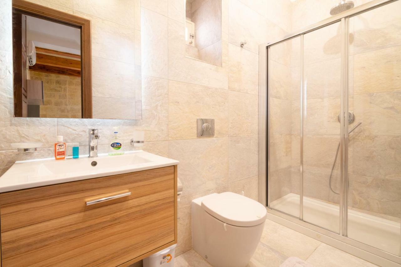 Villa 16 Lettings - Charming Character House Birgu Exterior foto